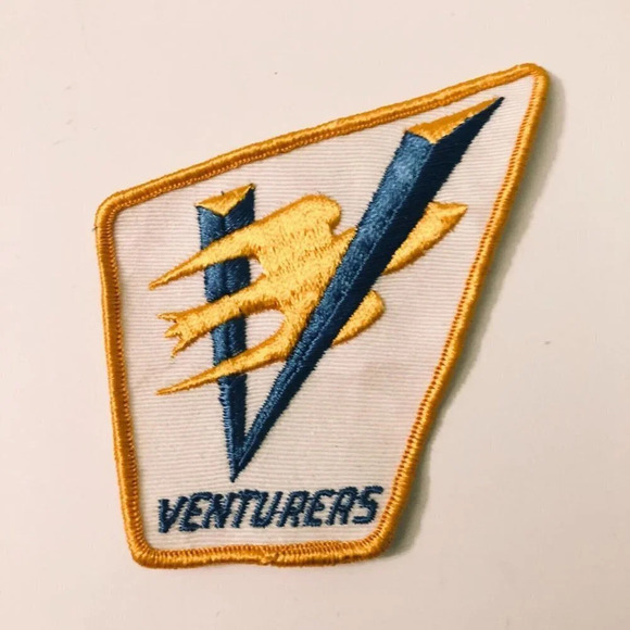 Vintage Lot of 2 Boy Scouts Canada Borachie Toronto Region Venturers  Patches - Picture 3 of 11